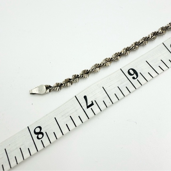 Vintage 925 Italy Sterling Silver Twist
Chain Bracelet - Picture 5 of 6